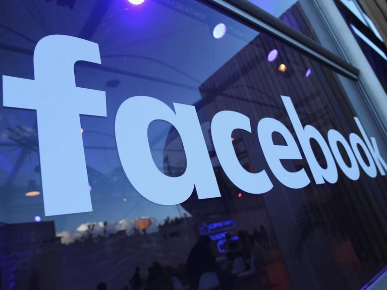 Facebook lancia Fbgg e sfida Twitch