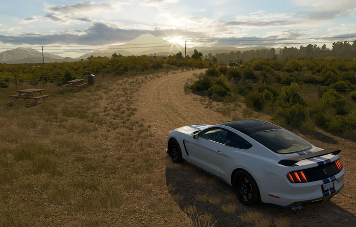 E3 2018 Forza Horizon 4 ci mostra nuovi livelli di guida e cafonaggine