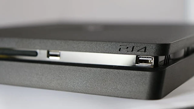 Sony sta lavorando alla falla che manda in crash la PS4