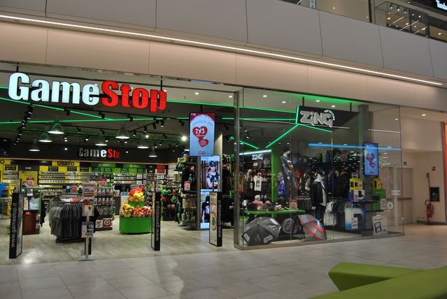 Altra tegola su Gamestop 673 milioni di dollari di perdite nel 2018