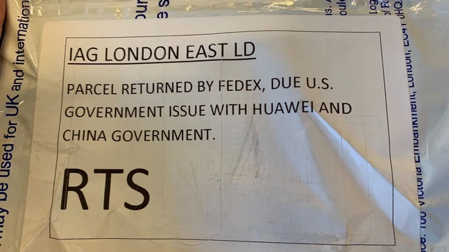 FedEx rifiuta la consegna di smartphone Huawei negli USA