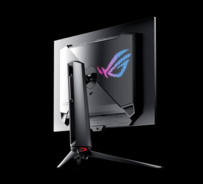 ASUS ROG e il monitor gaming Swift OLED PG32UCDP