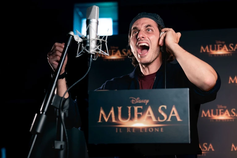 Mufasa, le voci italiane Elodie e Luca Marinelli raccontano l'esperienza in sala di doppiaggio