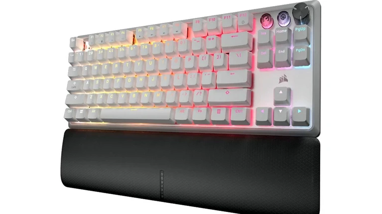 Corsair K70 Pro TKL  Tastiera gaming compatta con tecnologia MGX