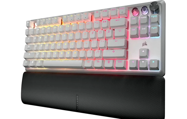 Corsair K70 Pro TKL  Tastiera gaming compatta con tecnologia MGX