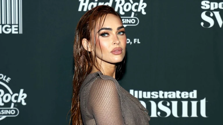 Megan Fox in un libro di poesie sfoga tutto il suo dolore