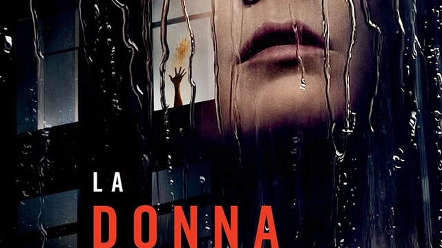 una donna alla finestra trailer