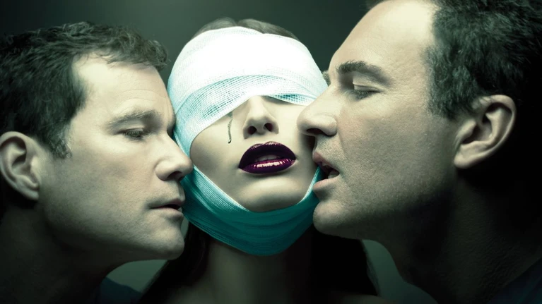 Nip/Tuck torna su Warner.tv: ricordiamo come e perché la serie ha fatto storia