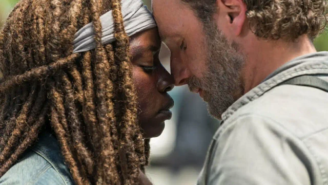 The Walking Dead tutto su Rick e Michonne in attesa di The Ones Who Live